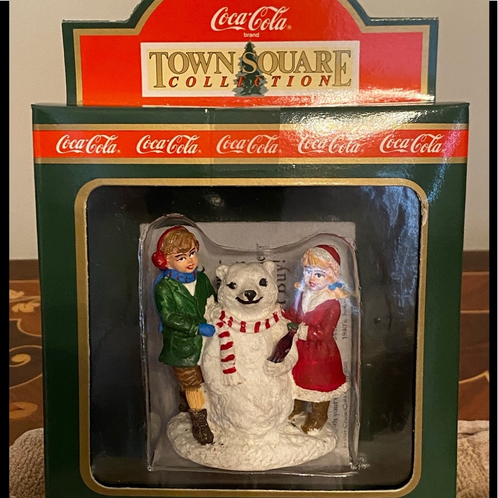 Coca Cola Town Square Collection Snow Bear - NIB